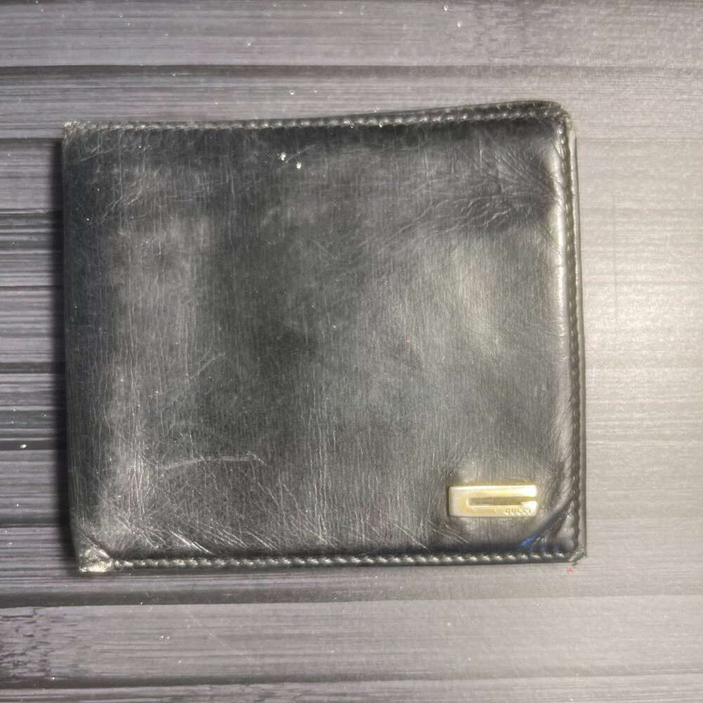 Gucci G Logo Black Leather Bifold Wallet